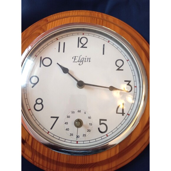 Elgin Wood 11.5"  Round Wall Clock Wood Frame Second Hand Clock Inset - Picture 4 of 4
